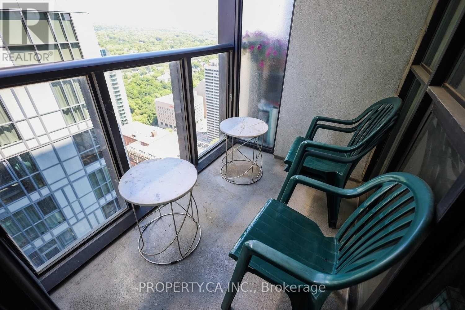 3805 - 110 Charles Street E, Toronto, Ontario  M4Y 1T5 - Photo 32 - C12940388