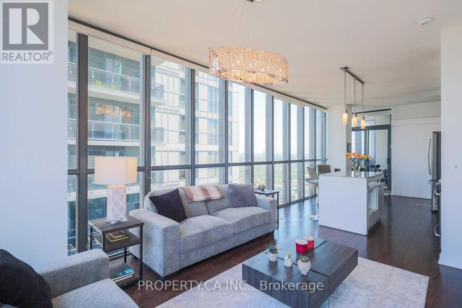 3805 - 110 Charles Street E, Toronto, Ontario  M4Y 1T5 - Photo 9 - C12940388