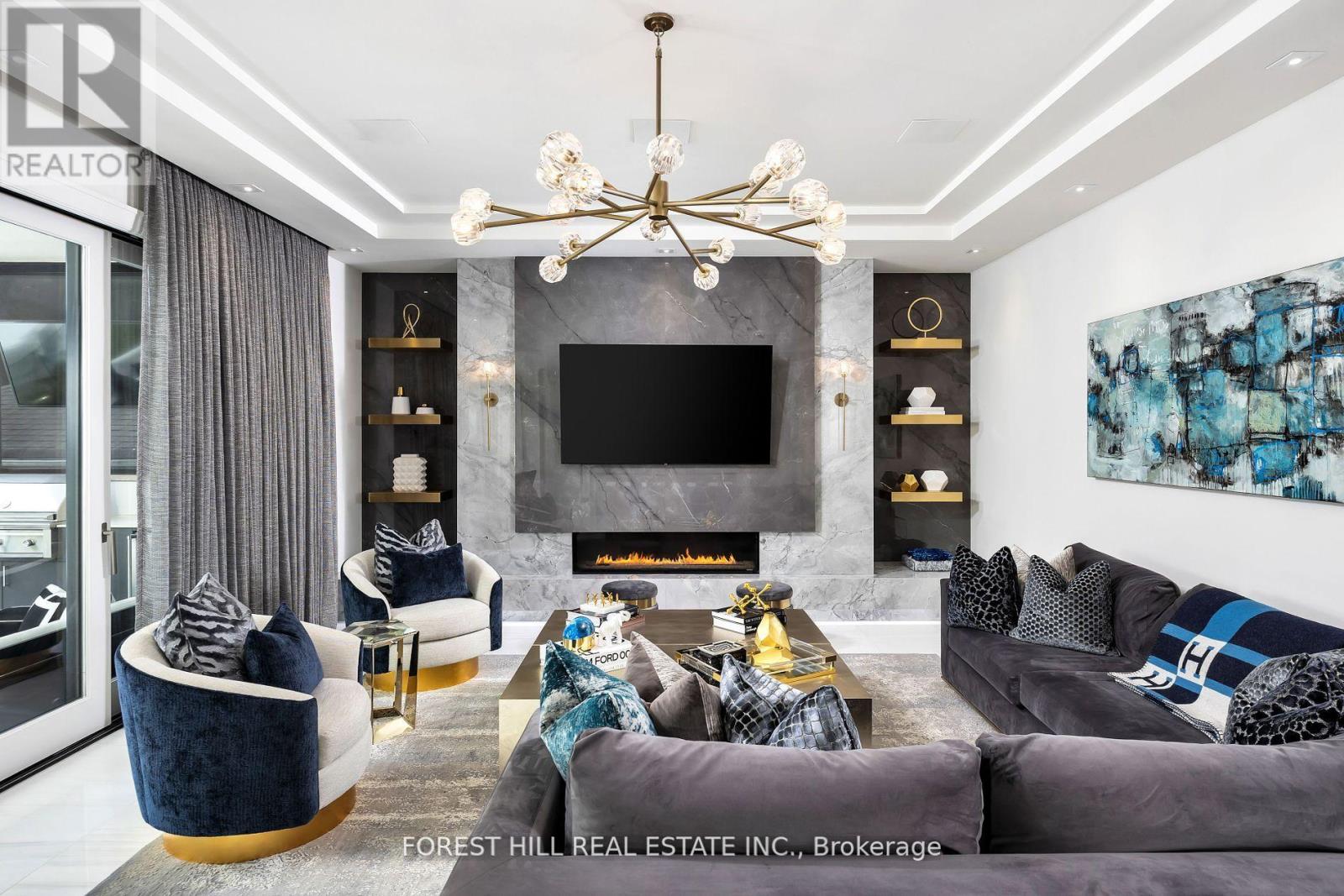 239 Cortleigh Boulevard, Toronto, Ontario  M5N 1P8 - Photo 16 - C12940428