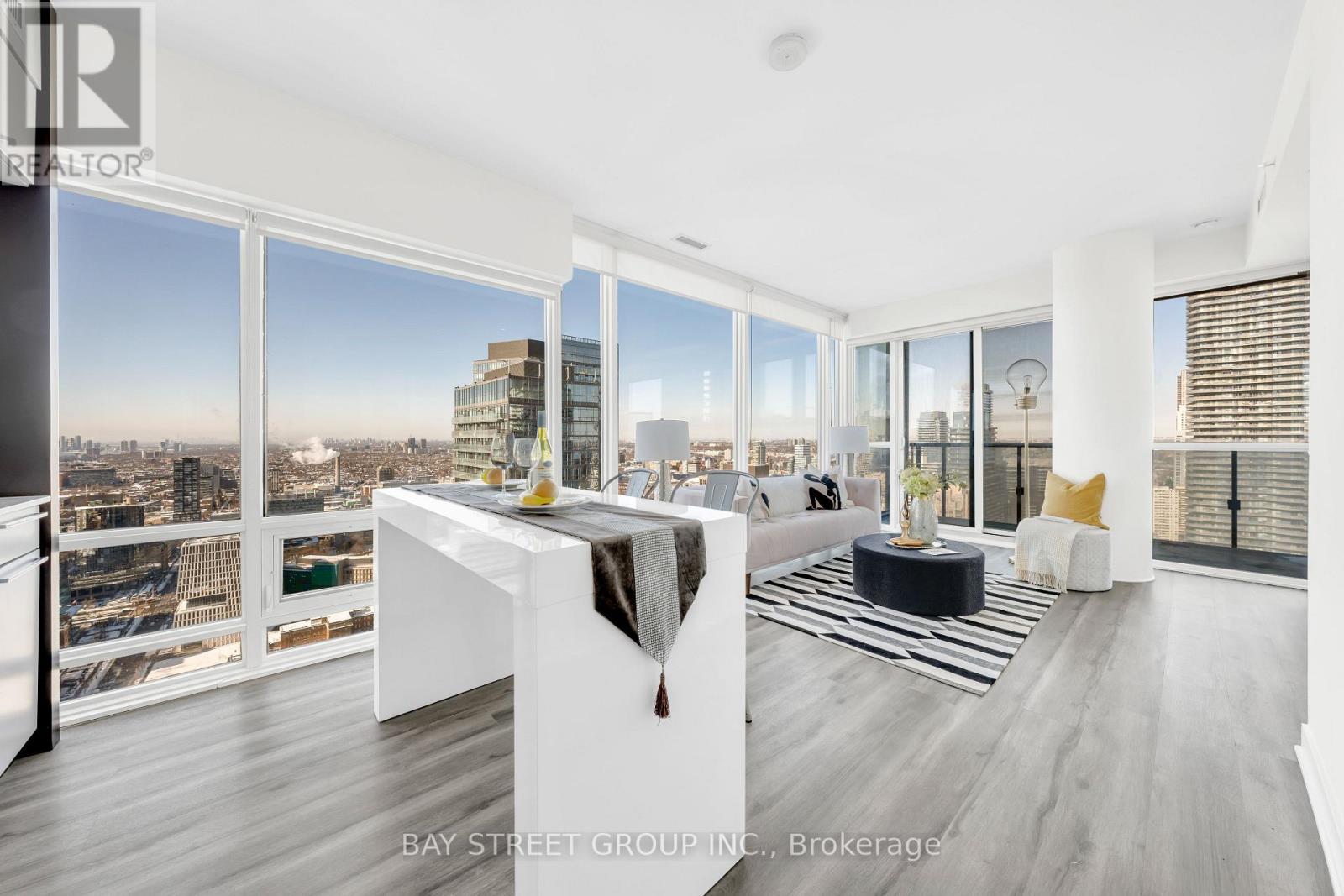 4204 - 15 GRENVILLE STREET, Toronto, Ontario