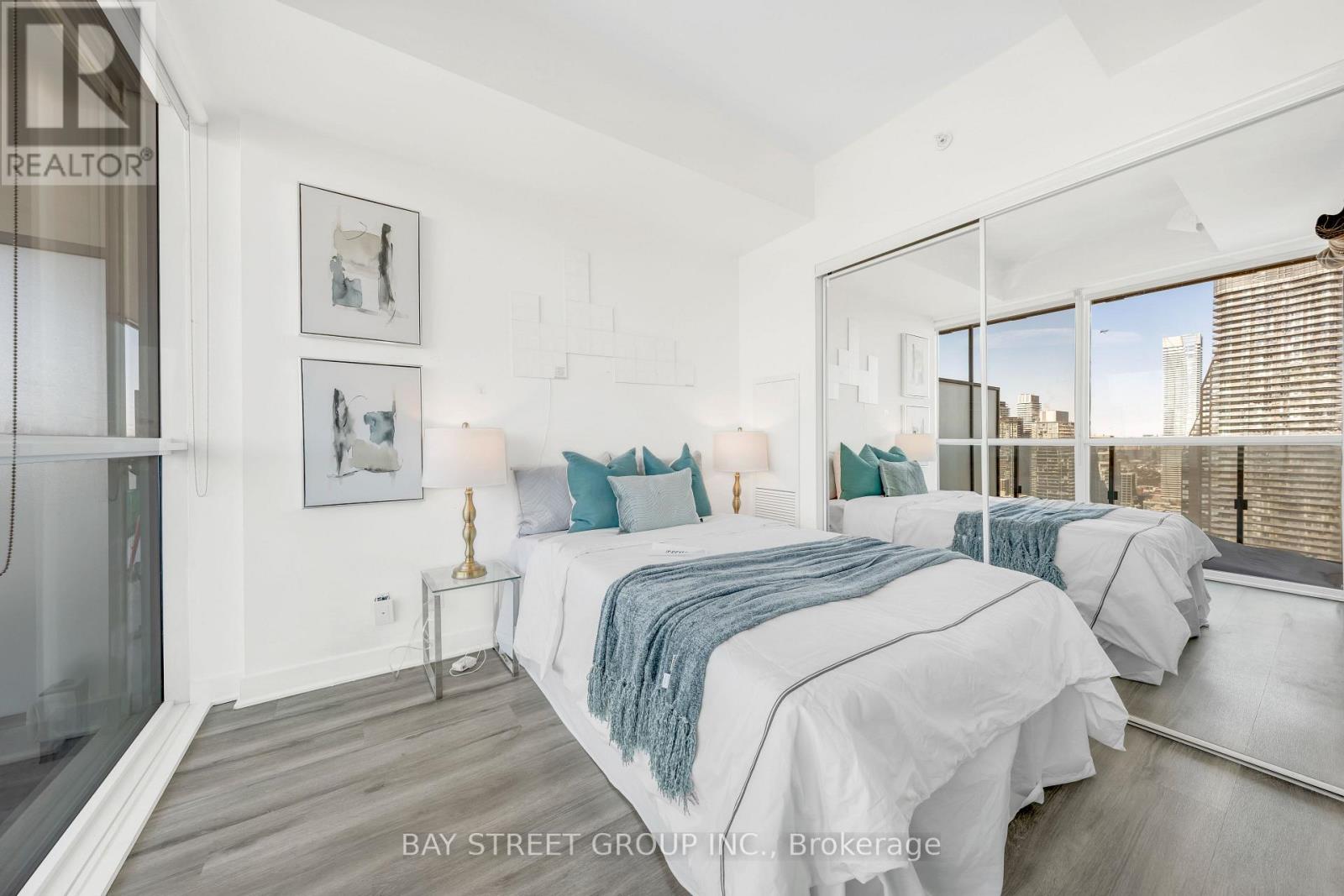 4204 - 15 Grenville Street, Toronto, Ontario  M4Y 0B9 - Photo 24 - C12940432