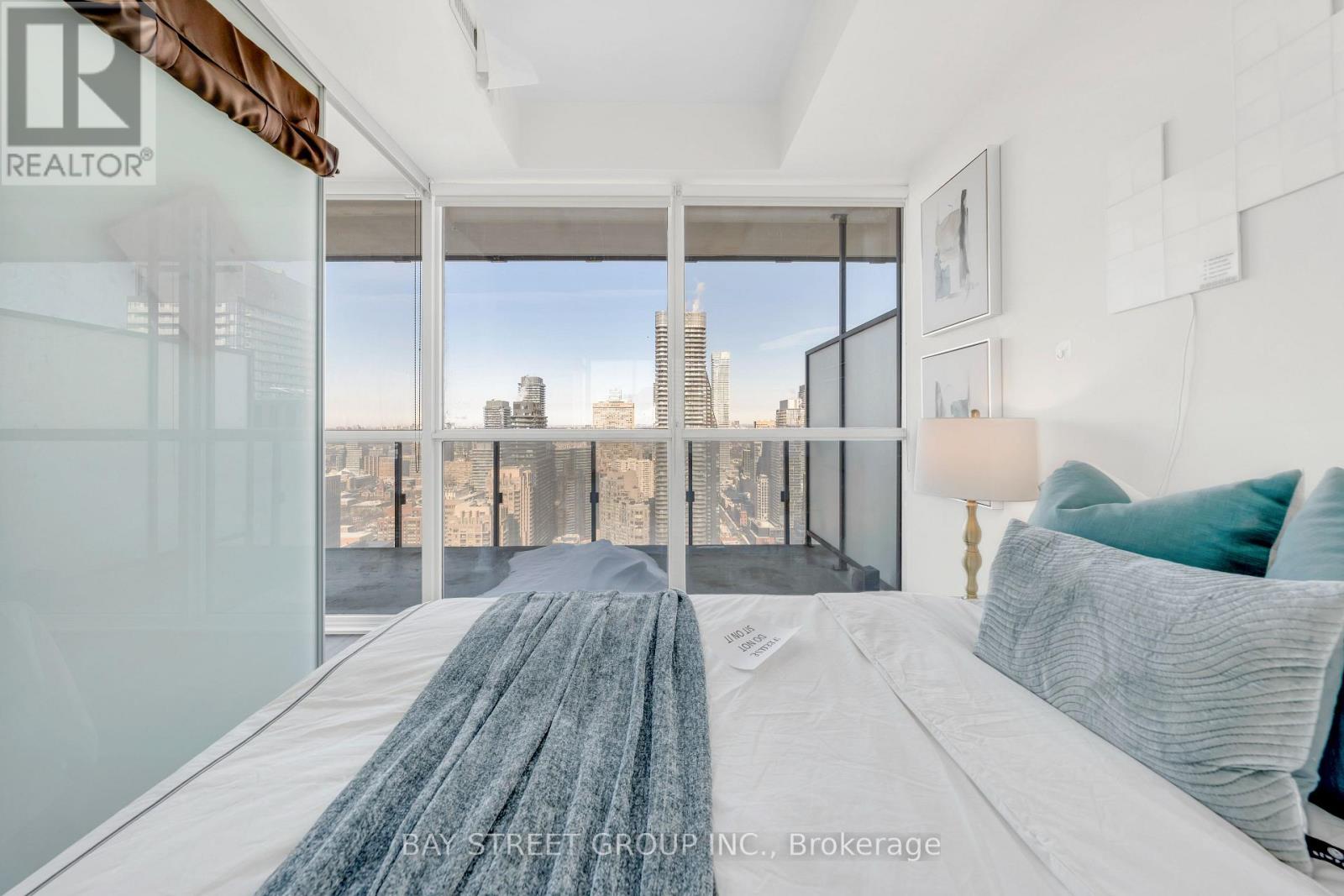 4204 - 15 Grenville Street, Toronto, Ontario  M4Y 0B9 - Photo 28 - C12940432