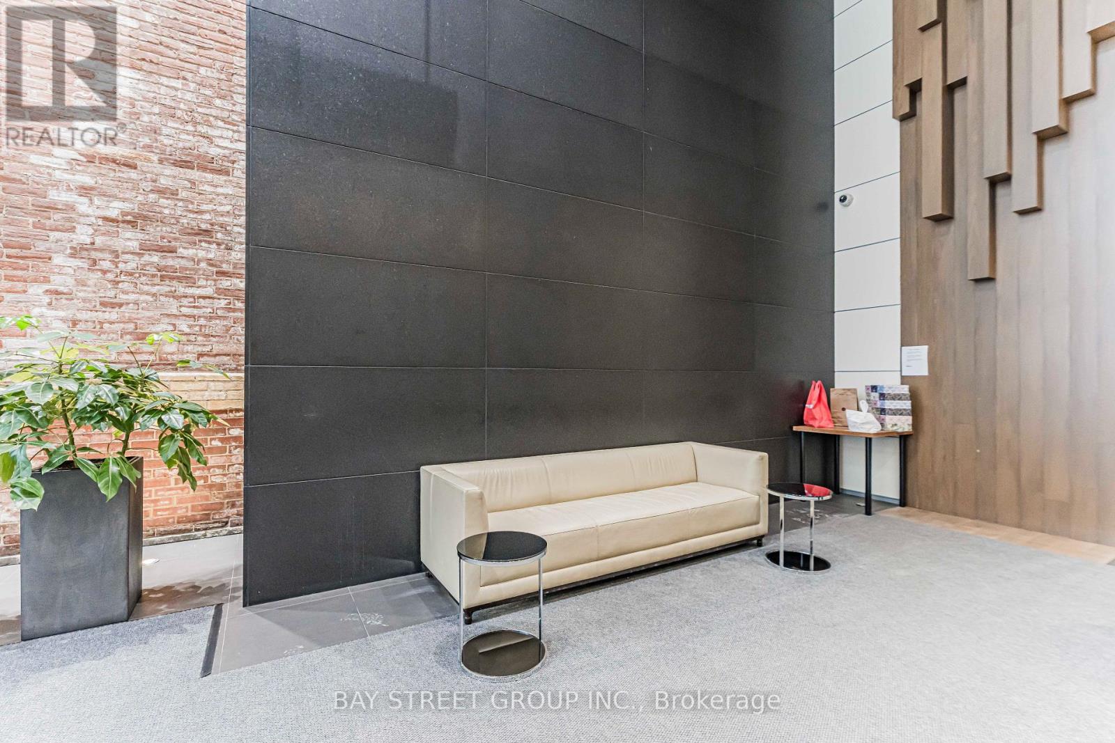 4204 - 15 Grenville Street, Toronto, Ontario  M4Y 0B9 - Photo 34 - C12940432