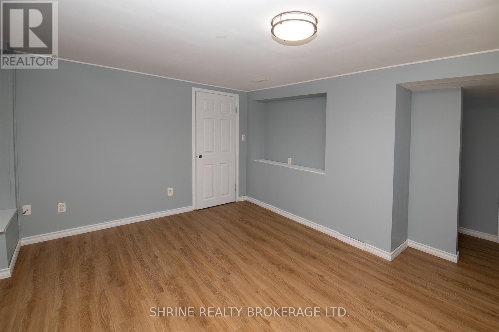 32 Wistow Street, London East, Ontario  N5Y 1E1 - Photo 18 - X12940318