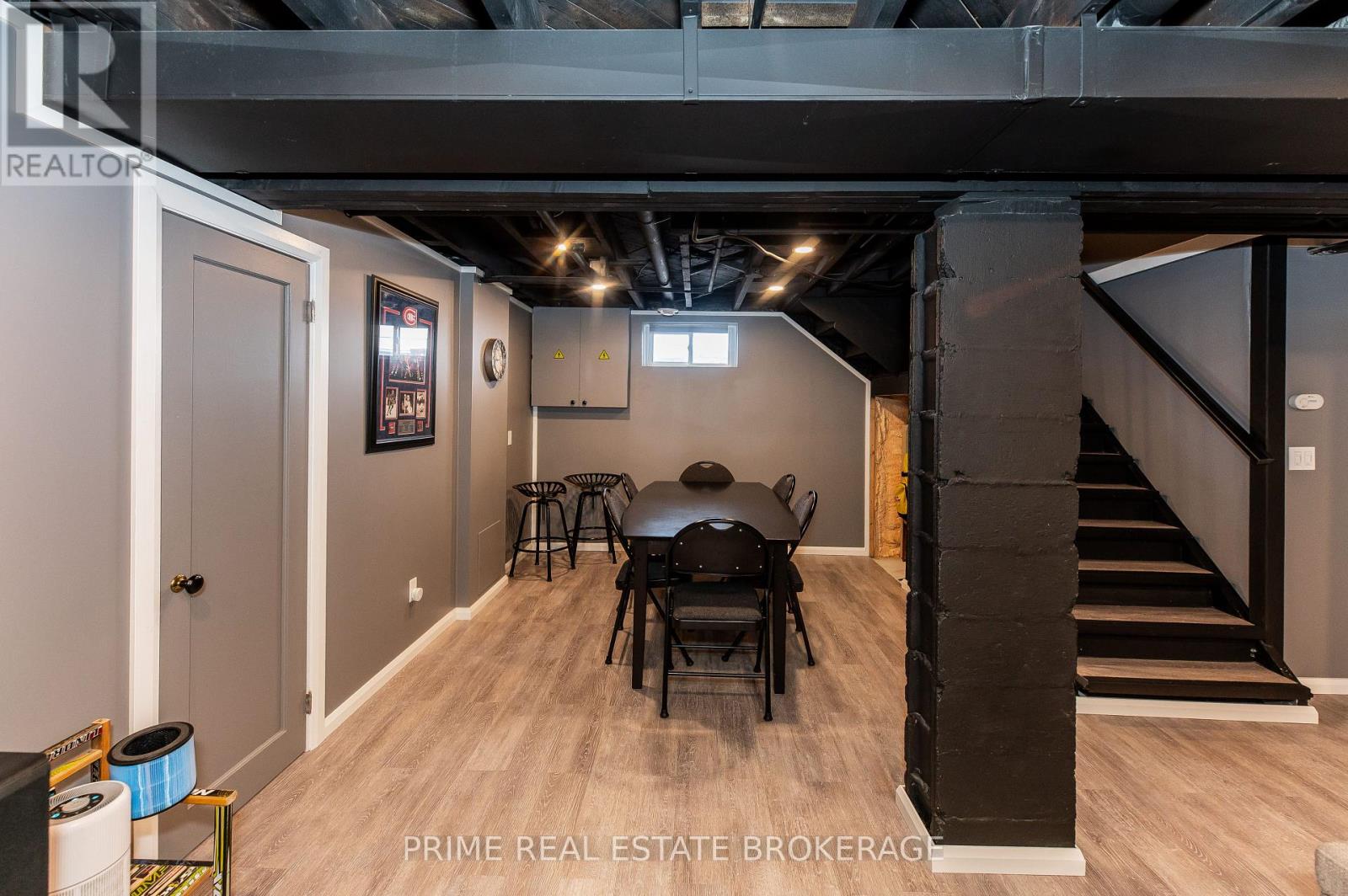 130 Giles Street, London East, Ontario  N5Z 2V7 - Photo 33 - X12940400