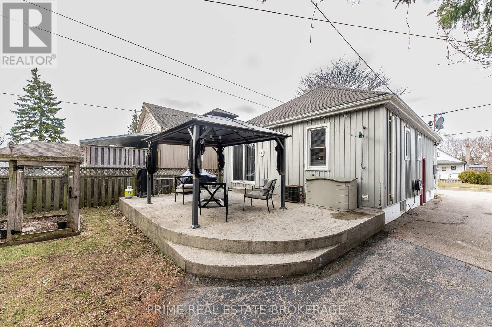 130 Giles Street, London East, Ontario  N5Z 2V7 - Photo 40 - X12940400
