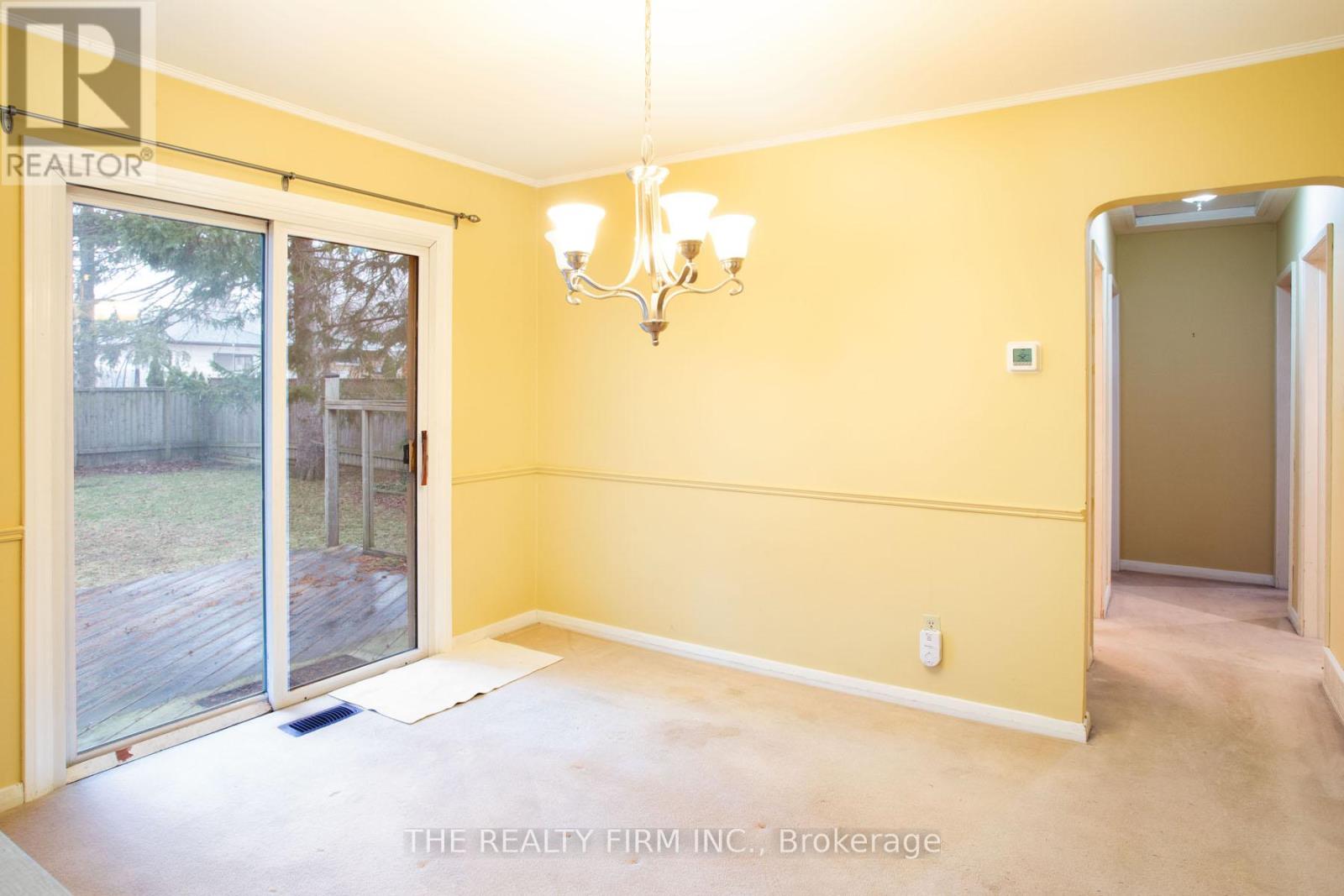 78 Strathcona Drive, London East, Ontario  N5W 1P8 - Photo 14 - X12940446