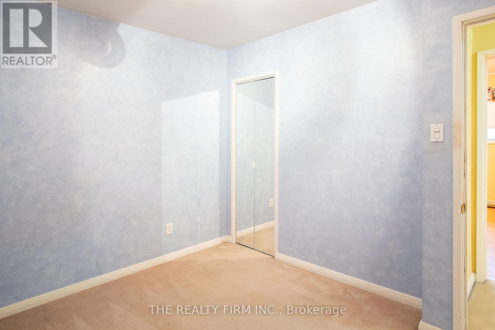 78 Strathcona Drive, London East, Ontario  N5W 1P8 - Photo 27 - X12940446