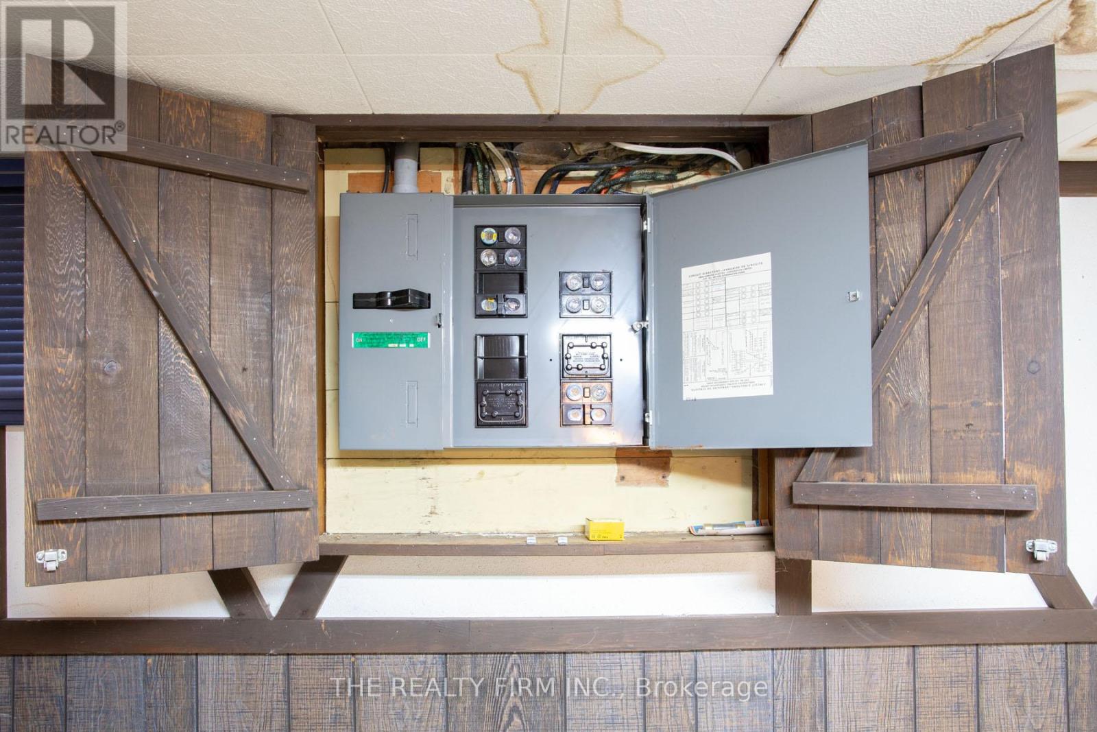 78 Strathcona Drive, London East, Ontario  N5W 1P8 - Photo 32 - X12940446