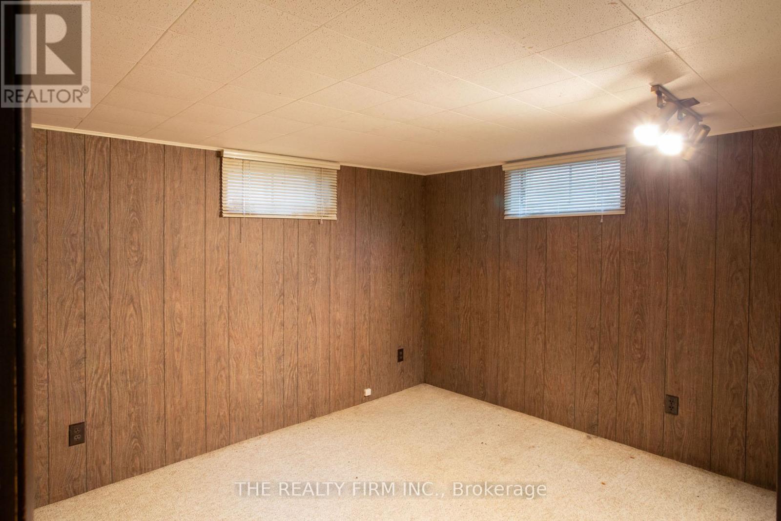 78 Strathcona Drive, London East, Ontario  N5W 1P8 - Photo 36 - X12940446