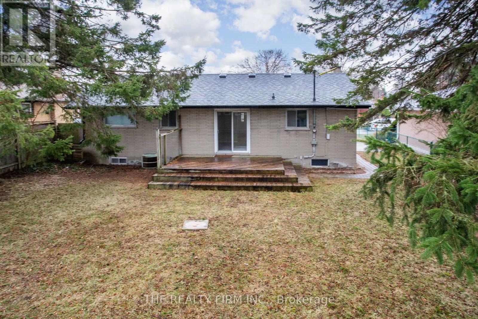 78 Strathcona Drive, London East, Ontario  N5W 1P8 - Photo 43 - X12940446