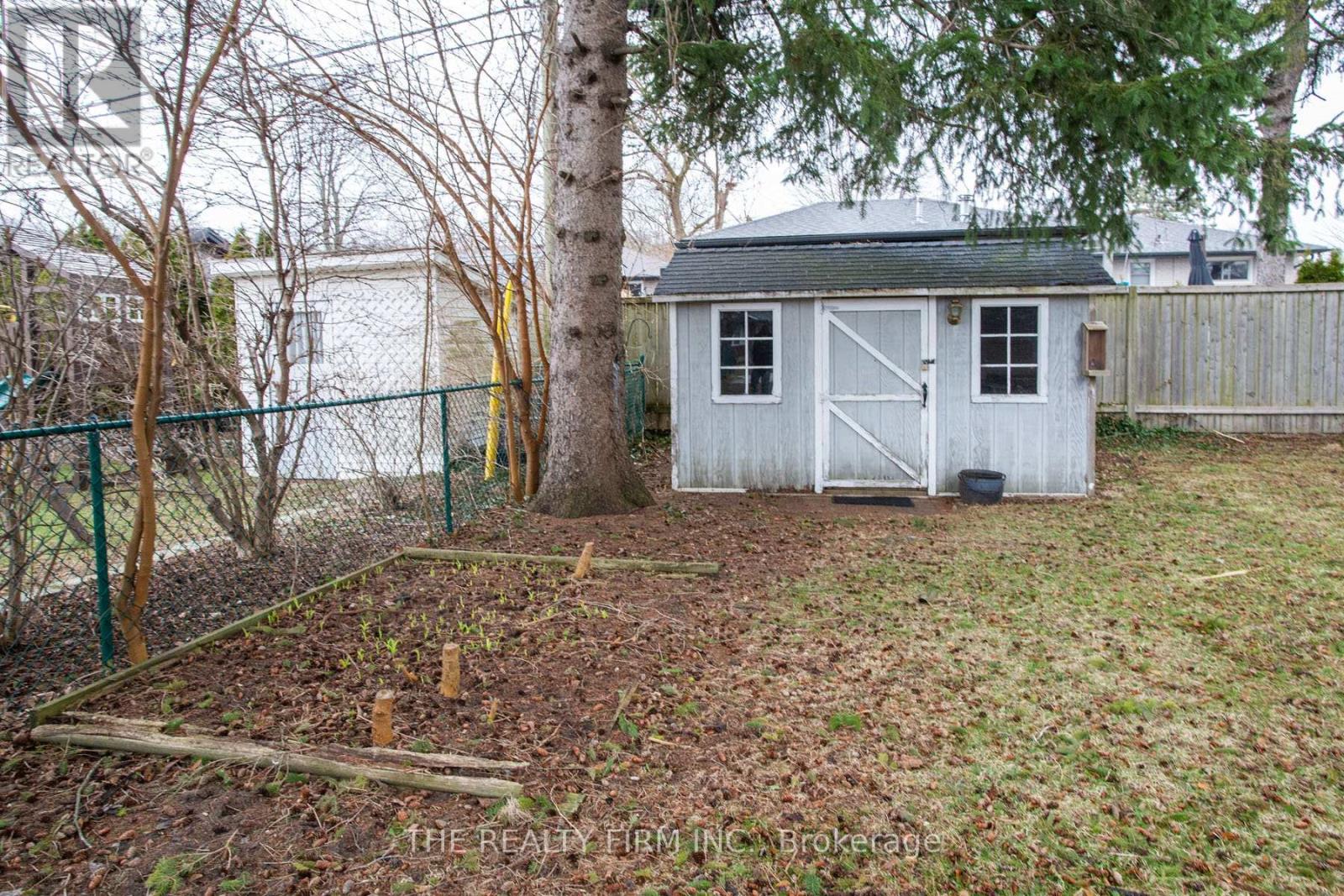 78 Strathcona Drive, London East, Ontario  N5W 1P8 - Photo 46 - X12940446