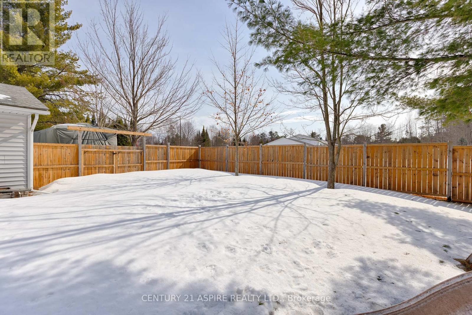 13 Runge Drive, Petawawa, Ontario  K8A 8P3 - Photo 15 - X12940460