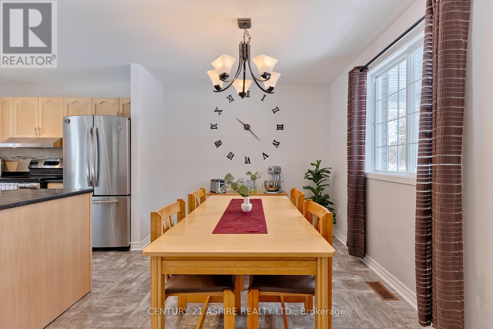 13 Runge Drive, Petawawa, Ontario  K8A 8P3 - Photo 21 - X12940460