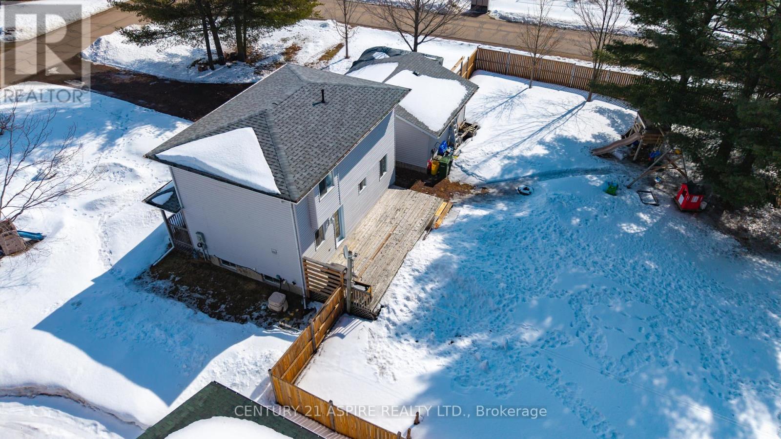 13 Runge Drive, Petawawa, Ontario  K8A 8P3 - Photo 9 - X12940460