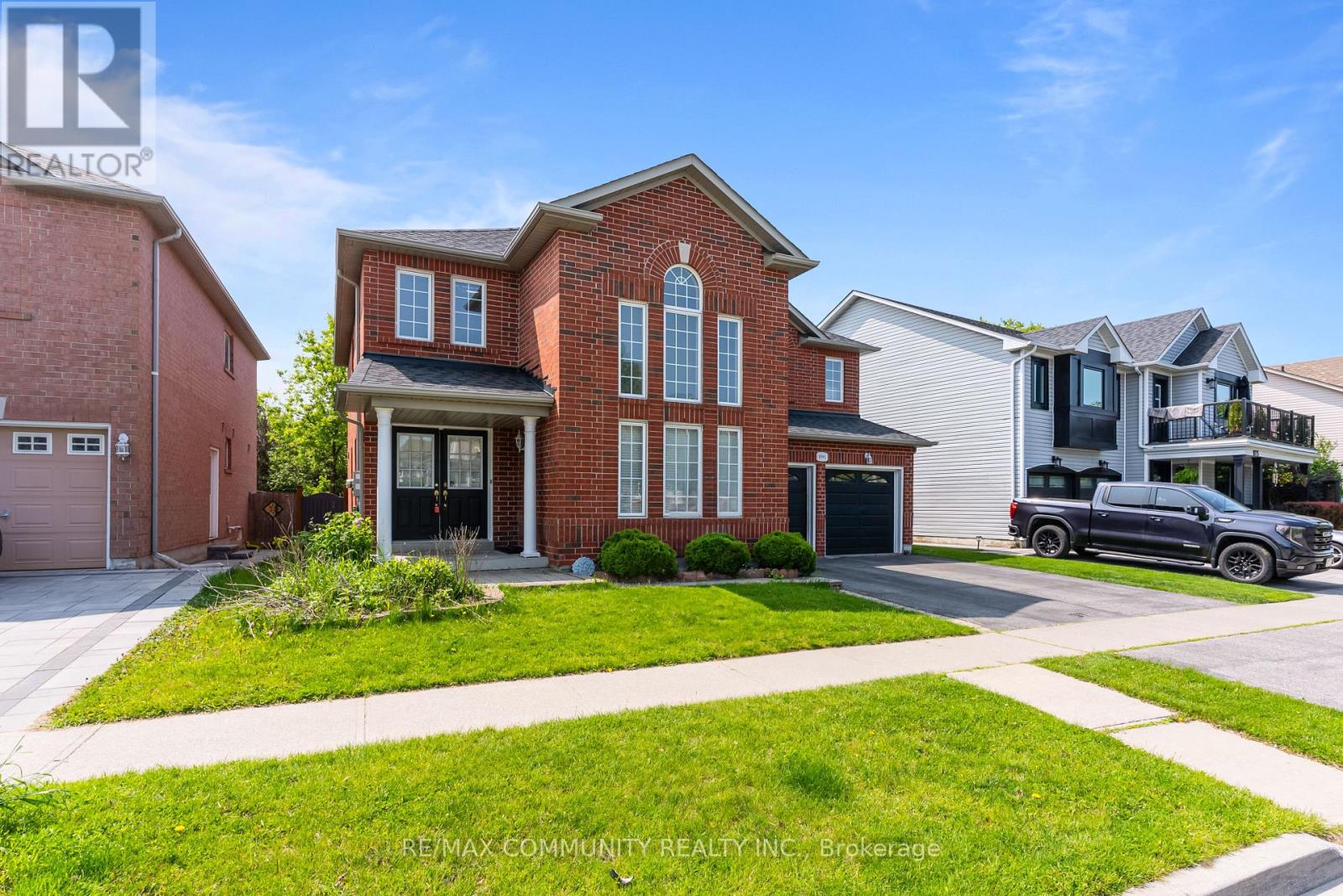 1081 Langford Street, Oshawa, Ontario  L1K 2V9 - Photo 2 - E12940398