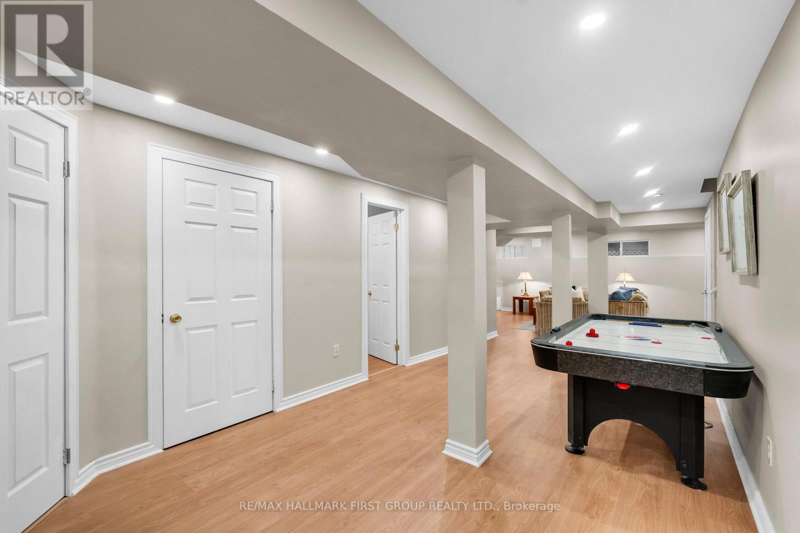 1907 Woodview Avenue, Pickering, Ontario  L1V 1L5 - Photo 35 - E12940408