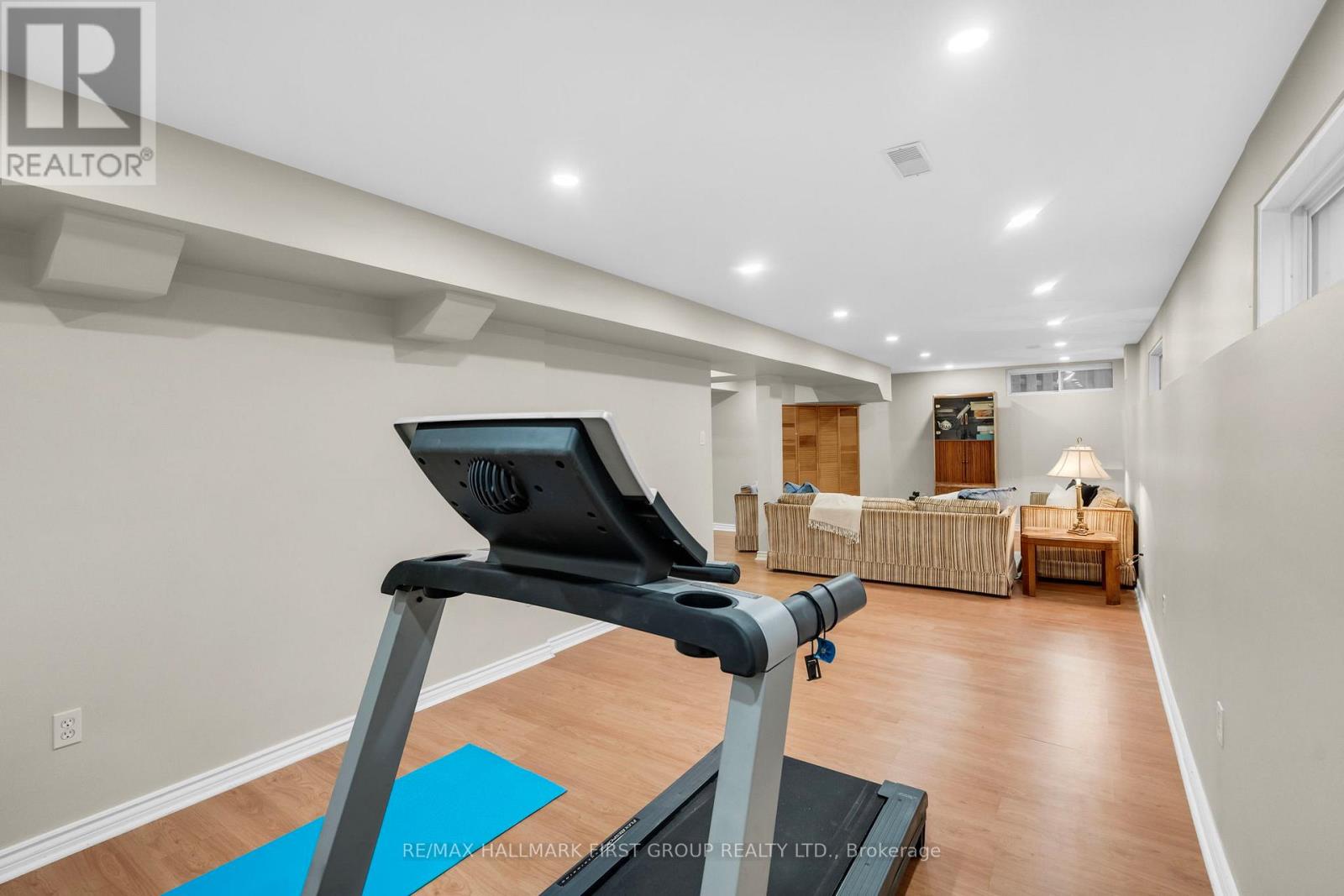 1907 Woodview Avenue, Pickering, Ontario  L1V 1L5 - Photo 36 - E12940408