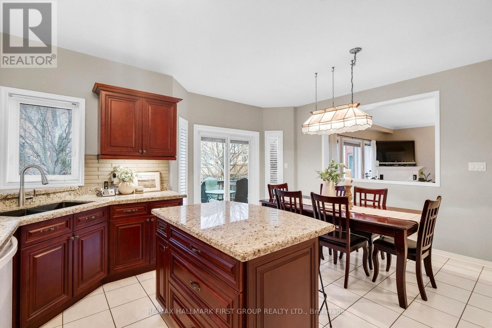 1907 Woodview Avenue, Pickering, Ontario  L1V 1L5 - Photo 7 - E12940408