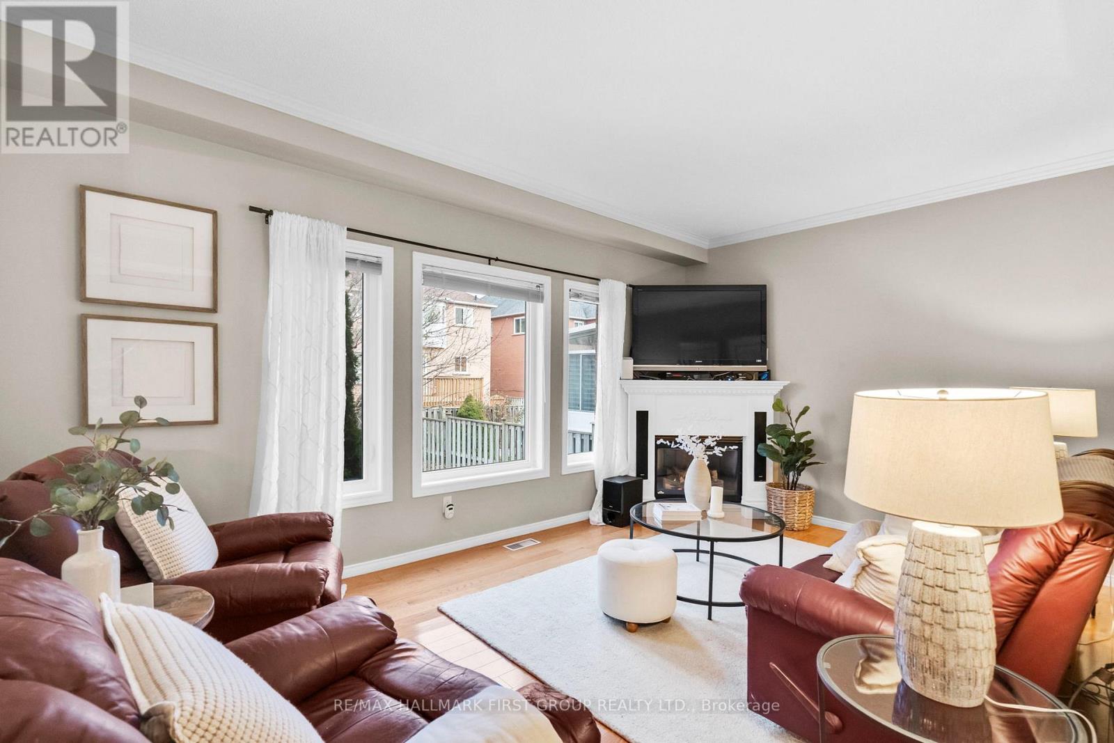 1907 Woodview Avenue, Pickering, Ontario  L1V 1L5 - Photo 8 - E12940408