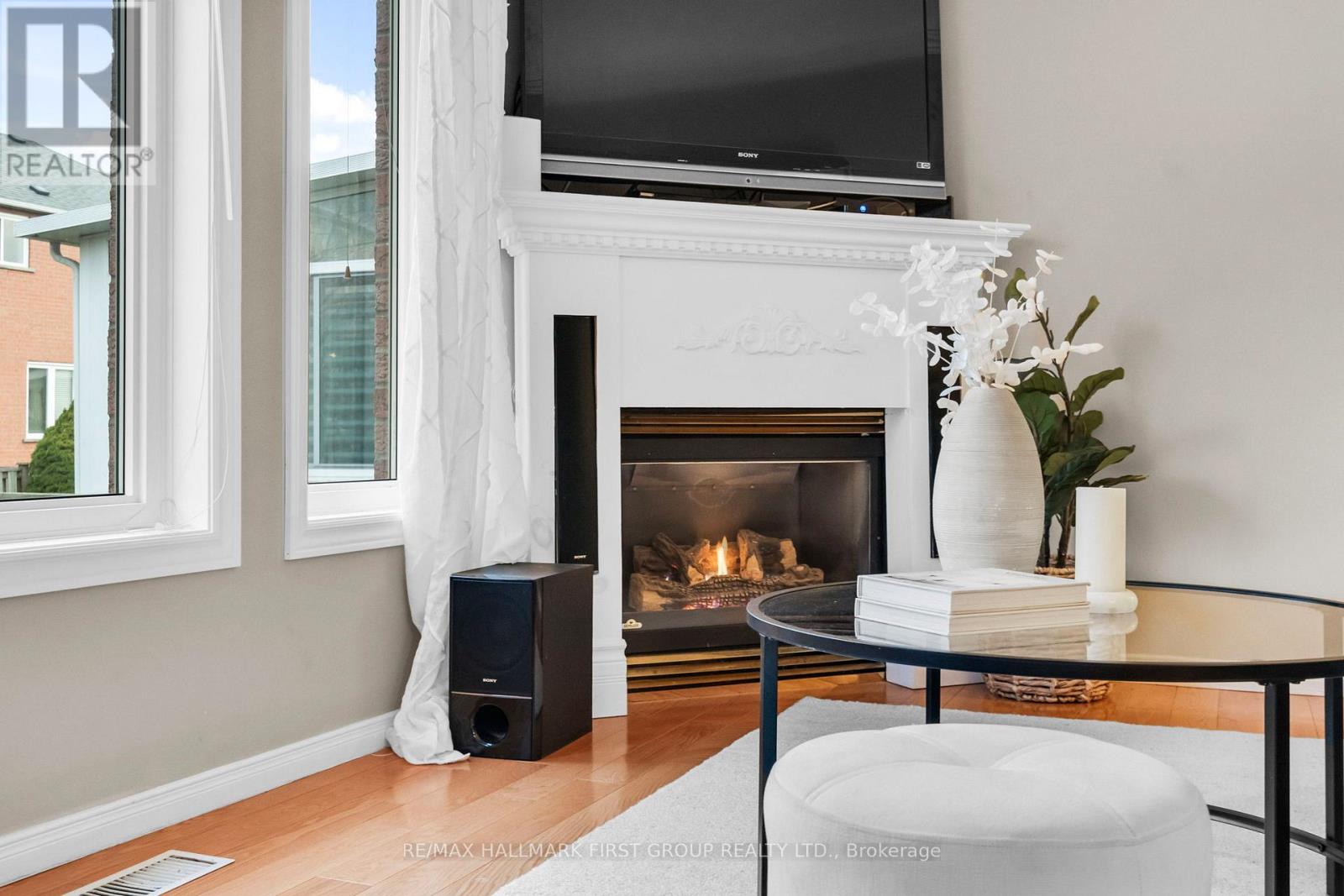 1907 Woodview Avenue, Pickering, Ontario  L1V 1L5 - Photo 9 - E12940408