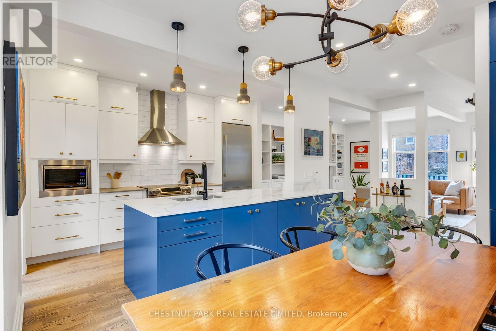 30 Coady Avenue, Toronto, Ontario  M4M 2Y8 - Photo 22 - E12940414