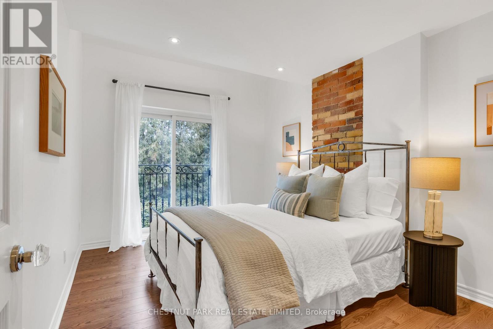 30 Coady Avenue, Toronto, Ontario  M4M 2Y8 - Photo 29 - E12940414