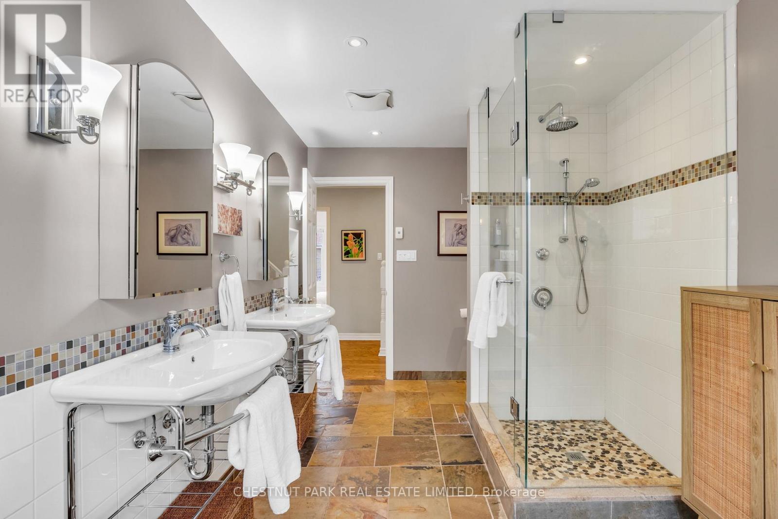 30 Coady Avenue, Toronto, Ontario  M4M 2Y8 - Photo 31 - E12940414