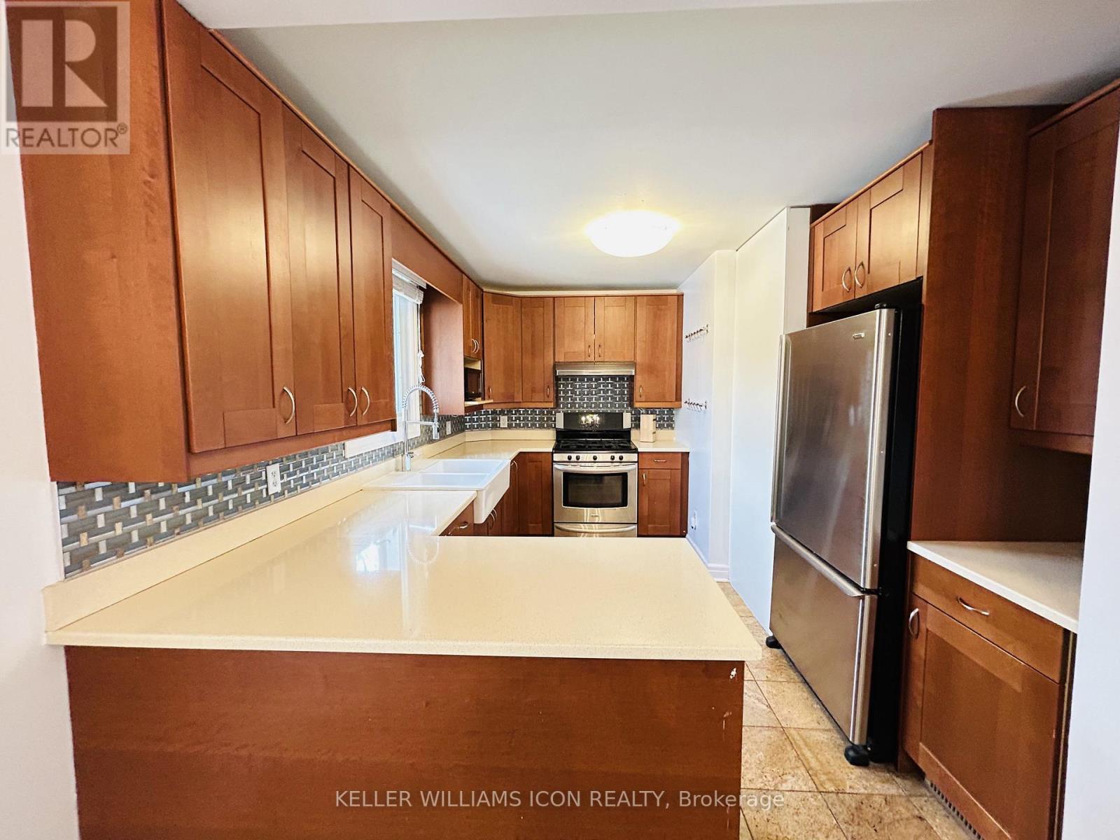 6 Centennial Boulevard, Ottawa, Ontario  K1S 0M7 - Photo 10 - X12940286