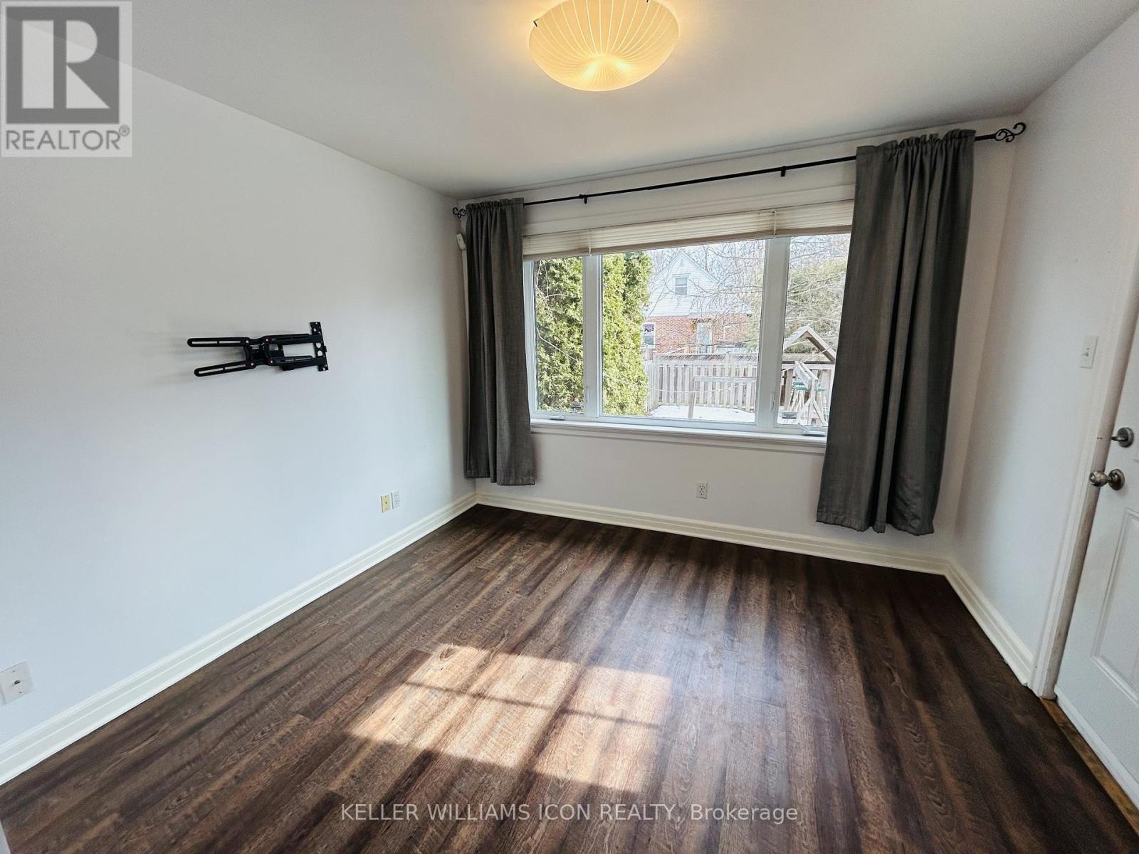 6 Centennial Boulevard, Ottawa, Ontario  K1S 0M7 - Photo 15 - X12940286