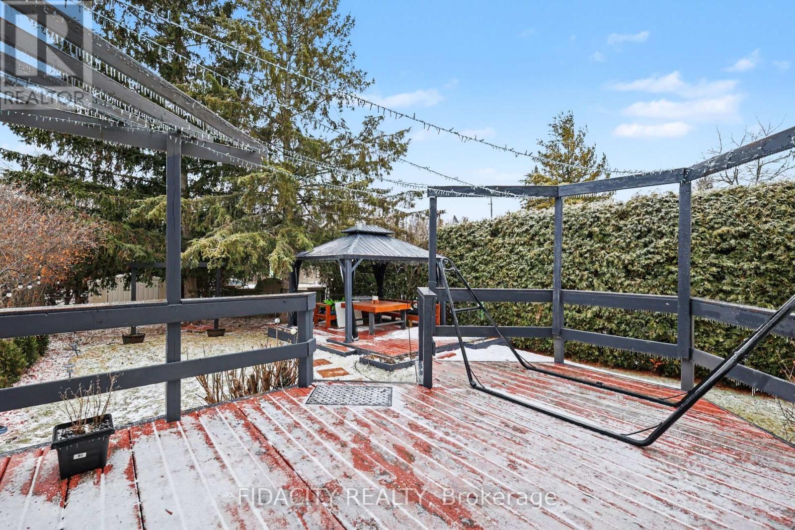 1 Kathleen Crescent, Ottawa, Ontario  K2S 1L6 - Photo 30 - X12940448