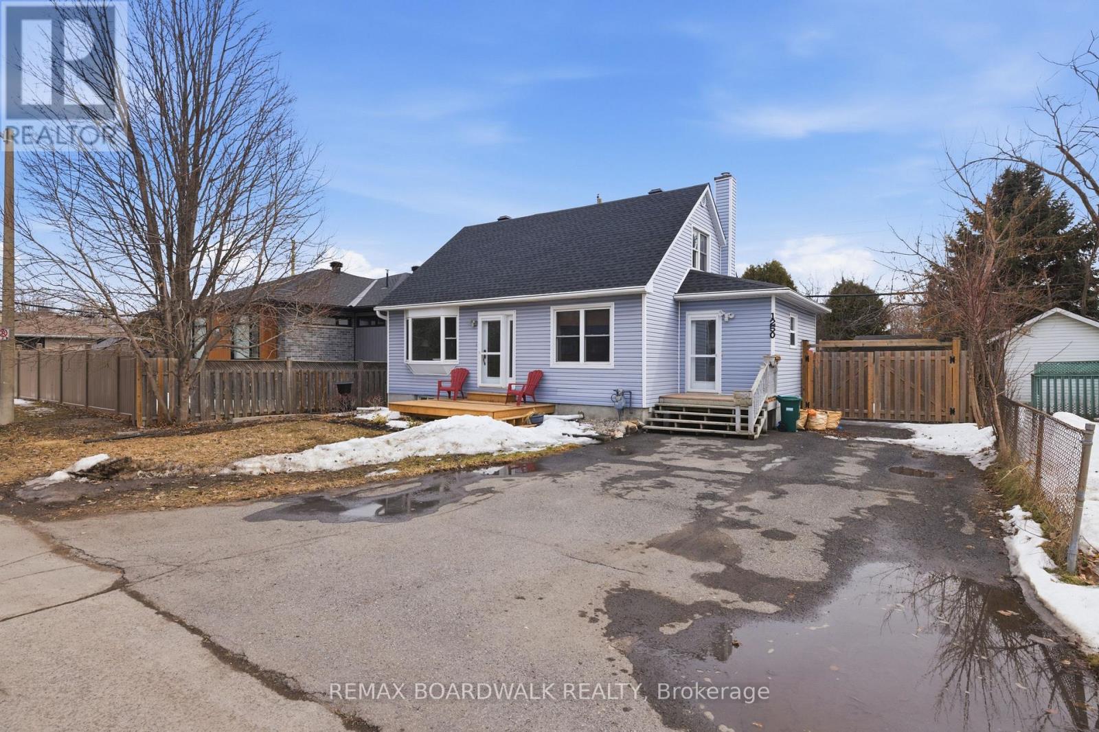 1250 Notting Hill Avenue, Ottawa, Ontario  K1V 6T7 - Photo 1 - X12940468