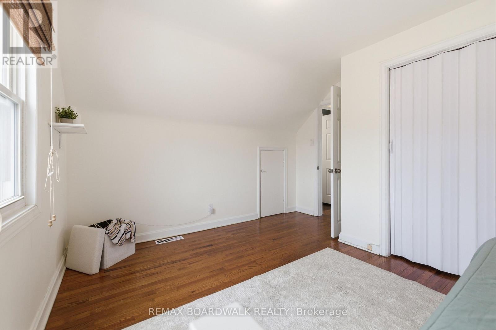 1250 Notting Hill Avenue, Ottawa, Ontario  K1V 6T7 - Photo 17 - X12940468