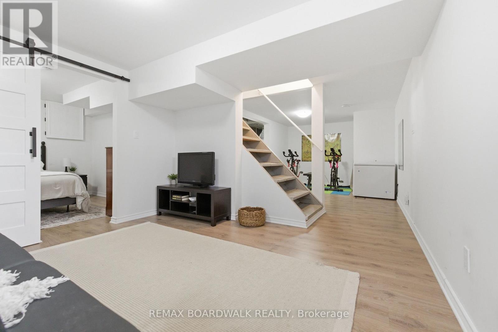 1250 Notting Hill Avenue, Ottawa, Ontario  K1V 6T7 - Photo 23 - X12940468