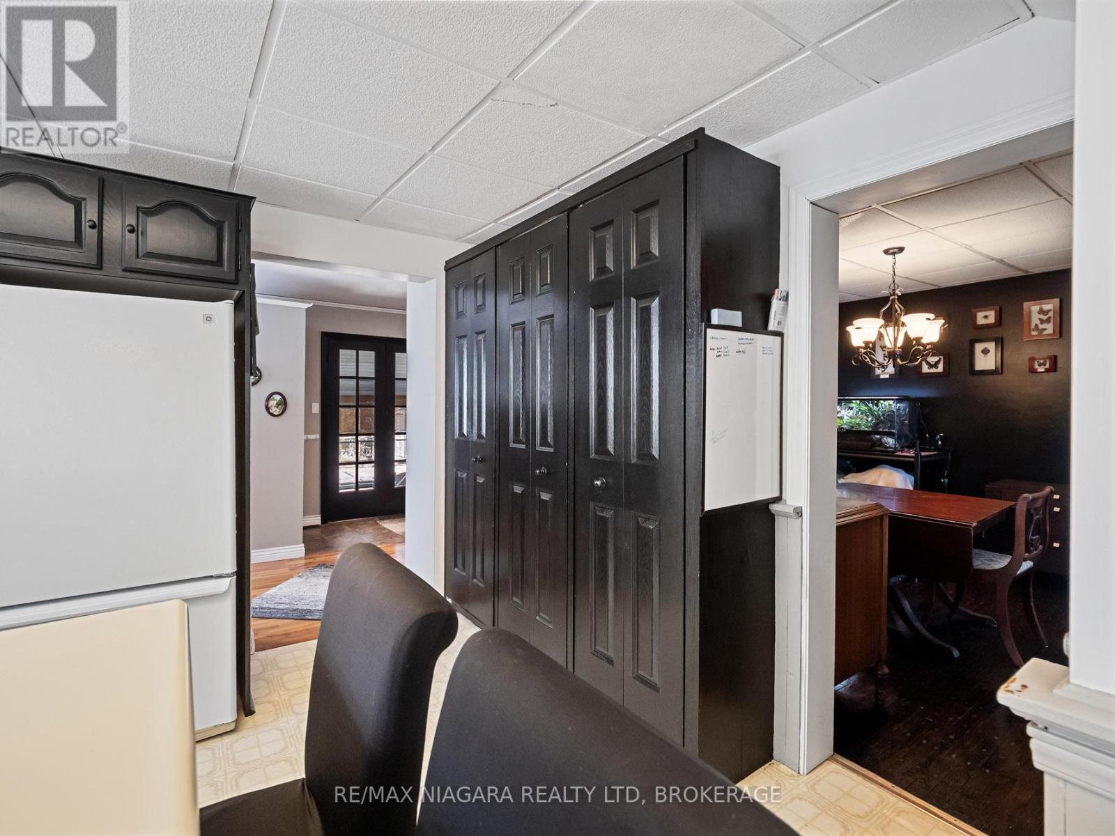 244 North Street, Fort Erie, Ontario  L2A 3R8 - Photo 14 - X12940316