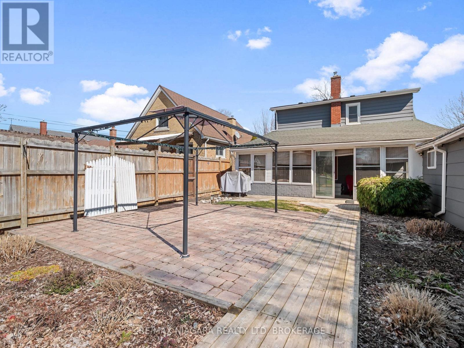 244 North Street, Fort Erie, Ontario  L2A 3R8 - Photo 36 - X12940316