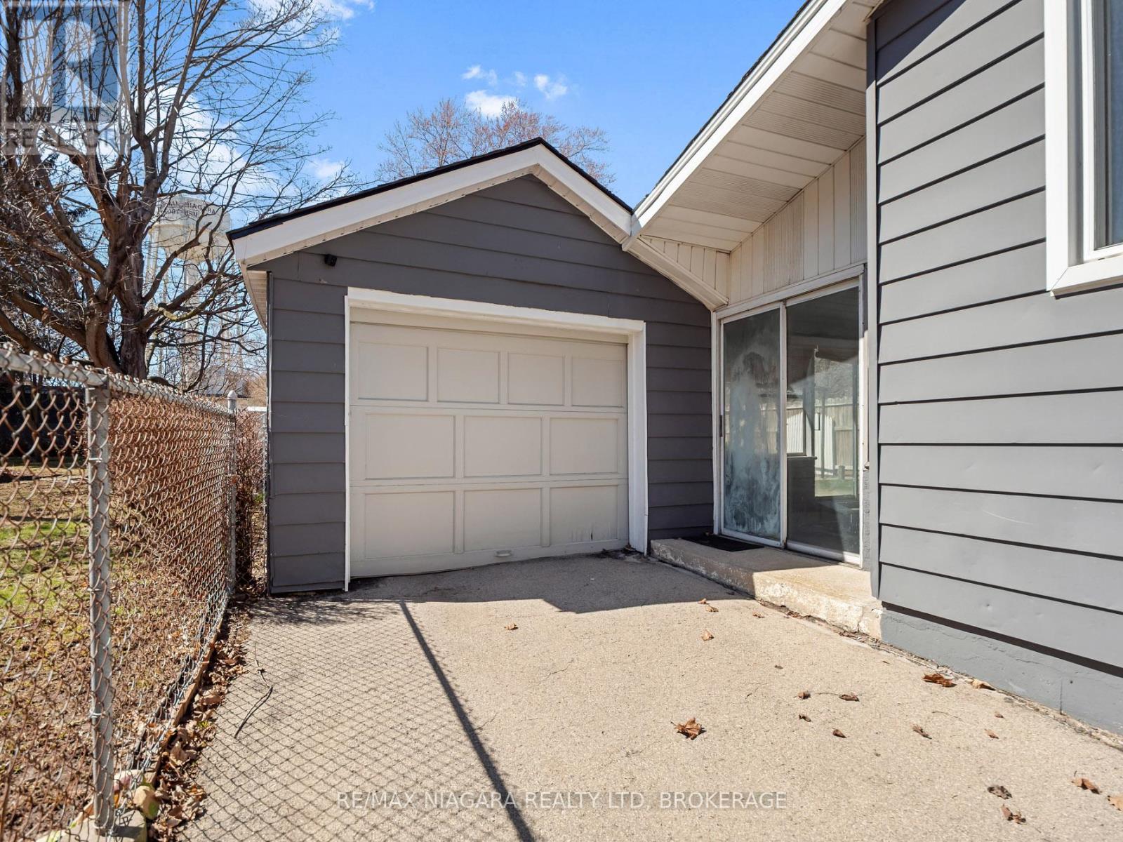 244 North Street, Fort Erie, Ontario  L2A 3R8 - Photo 37 - X12940316