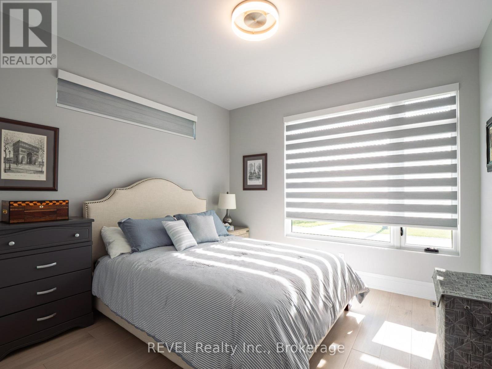 2 Fedorkow Lane, Niagara-On-The-Lake, Ontario  L0S 1P0 - Photo 29 - X12940376