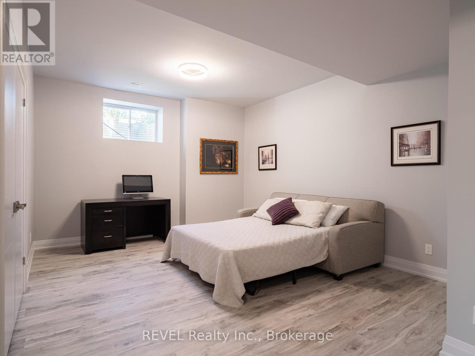 2 Fedorkow Lane, Niagara-On-The-Lake, Ontario  L0S 1P0 - Photo 33 - X12940376