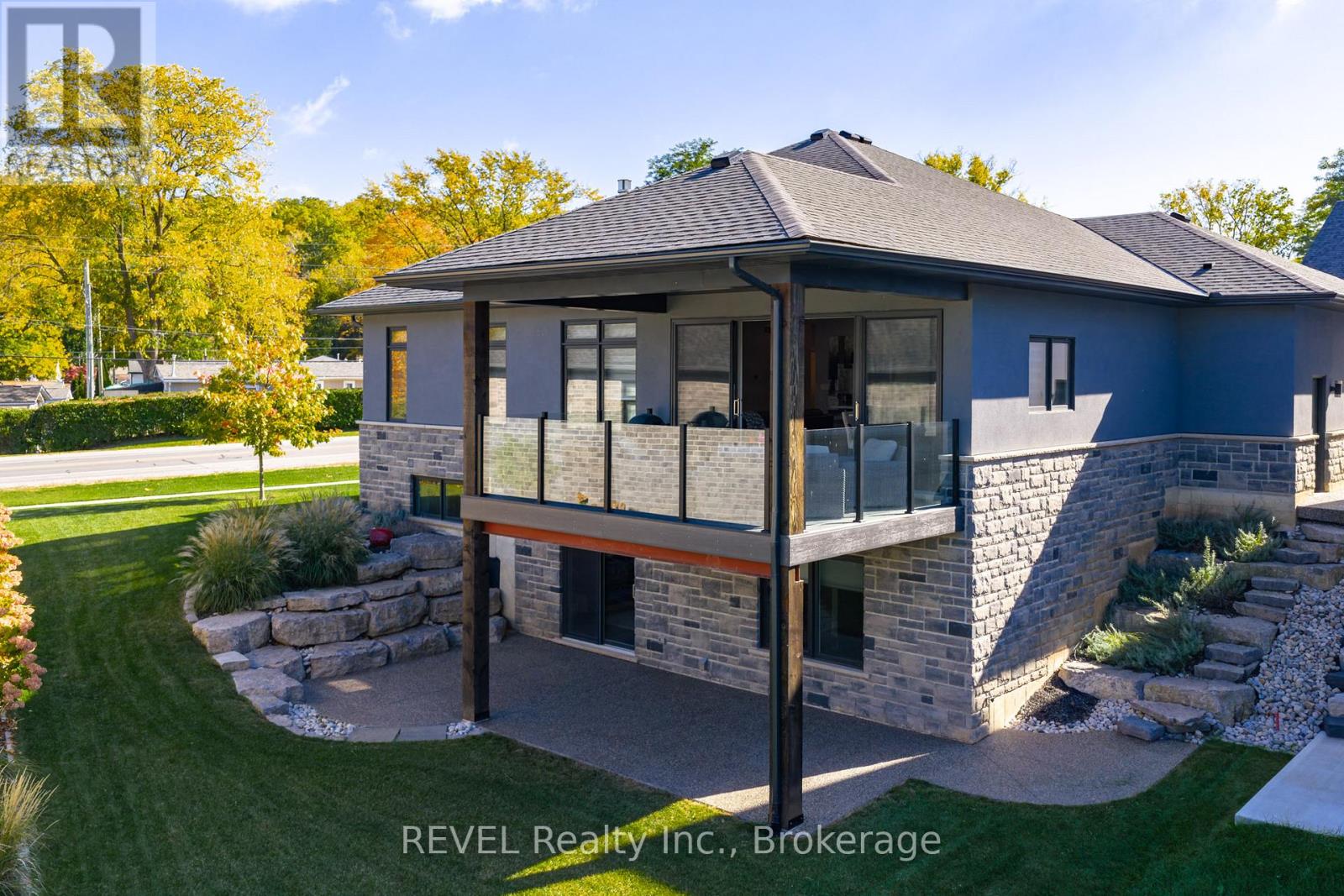 2 Fedorkow Lane, Niagara-On-The-Lake, Ontario  L0S 1P0 - Photo 46 - X12940376