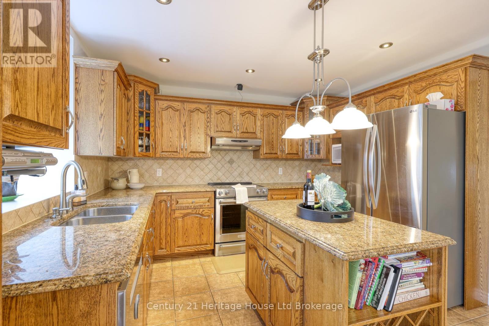 479 Ontario Street, Woodstock, Ontario N4V 1G7 - Photo 22 - X12940440