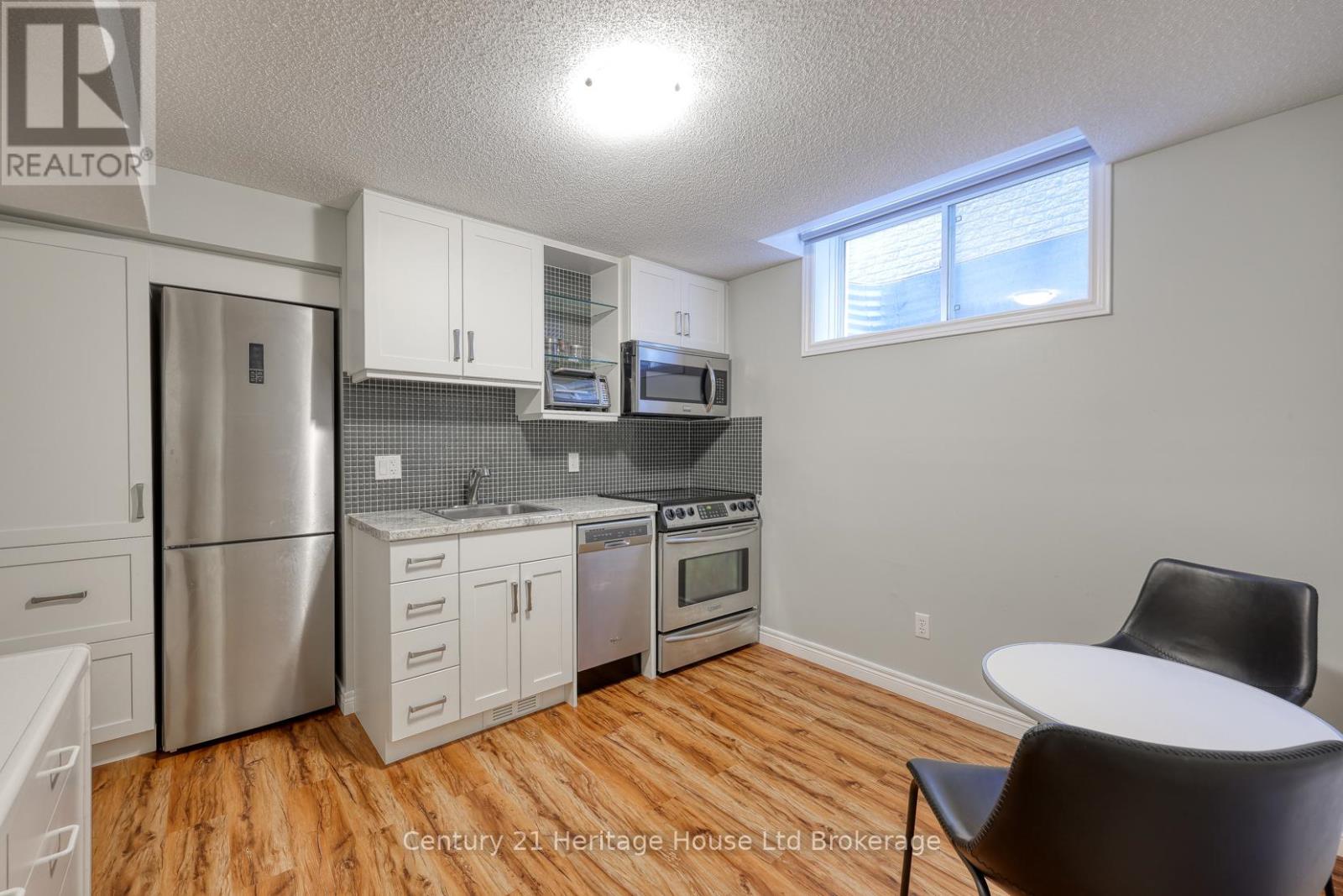 479 Ontario Street, Woodstock, Ontario N4V 1G7 - Photo 40 - X12940440