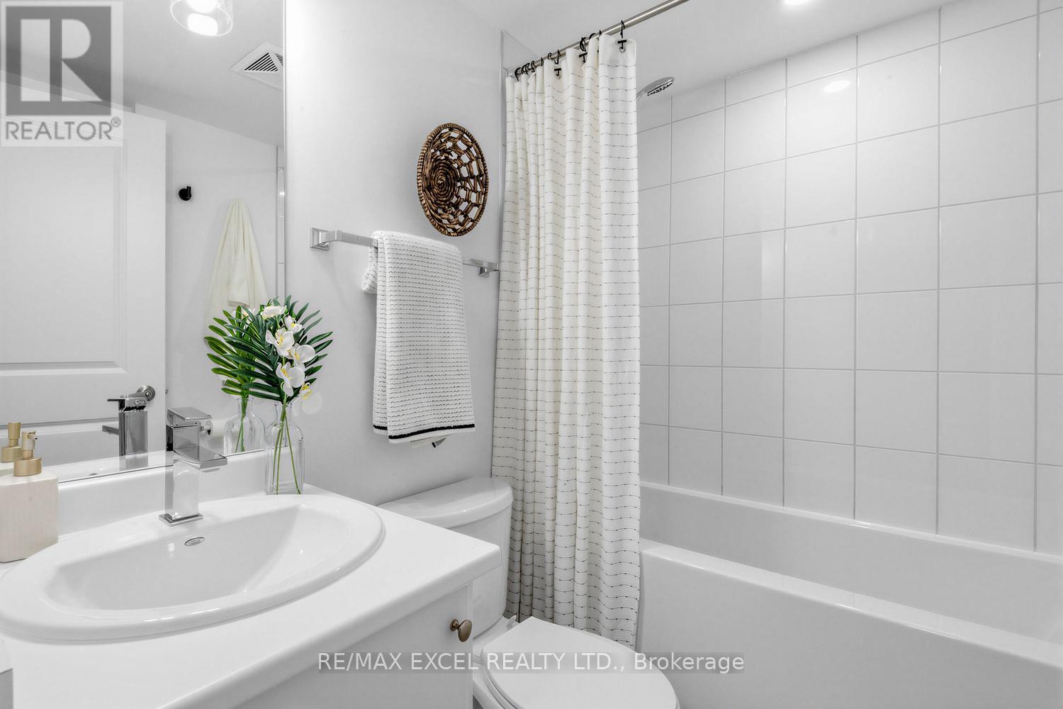 140 Covington Crescent, Whitchurch-Stouffville, Ontario  L4A 4W8 - Photo 20 - N12940292