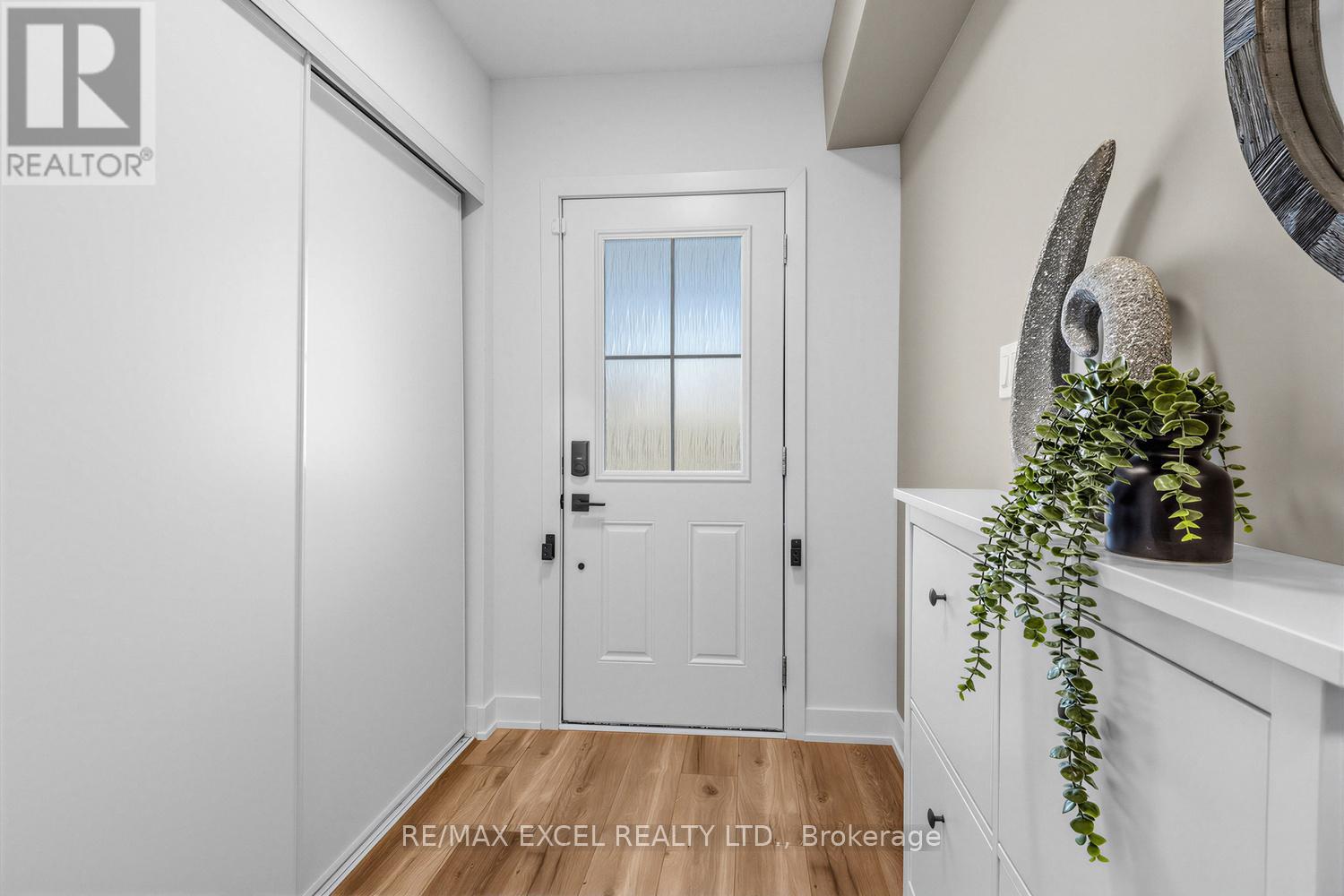 140 Covington Crescent, Whitchurch-Stouffville, Ontario  L4A 4W8 - Photo 3 - N12940292