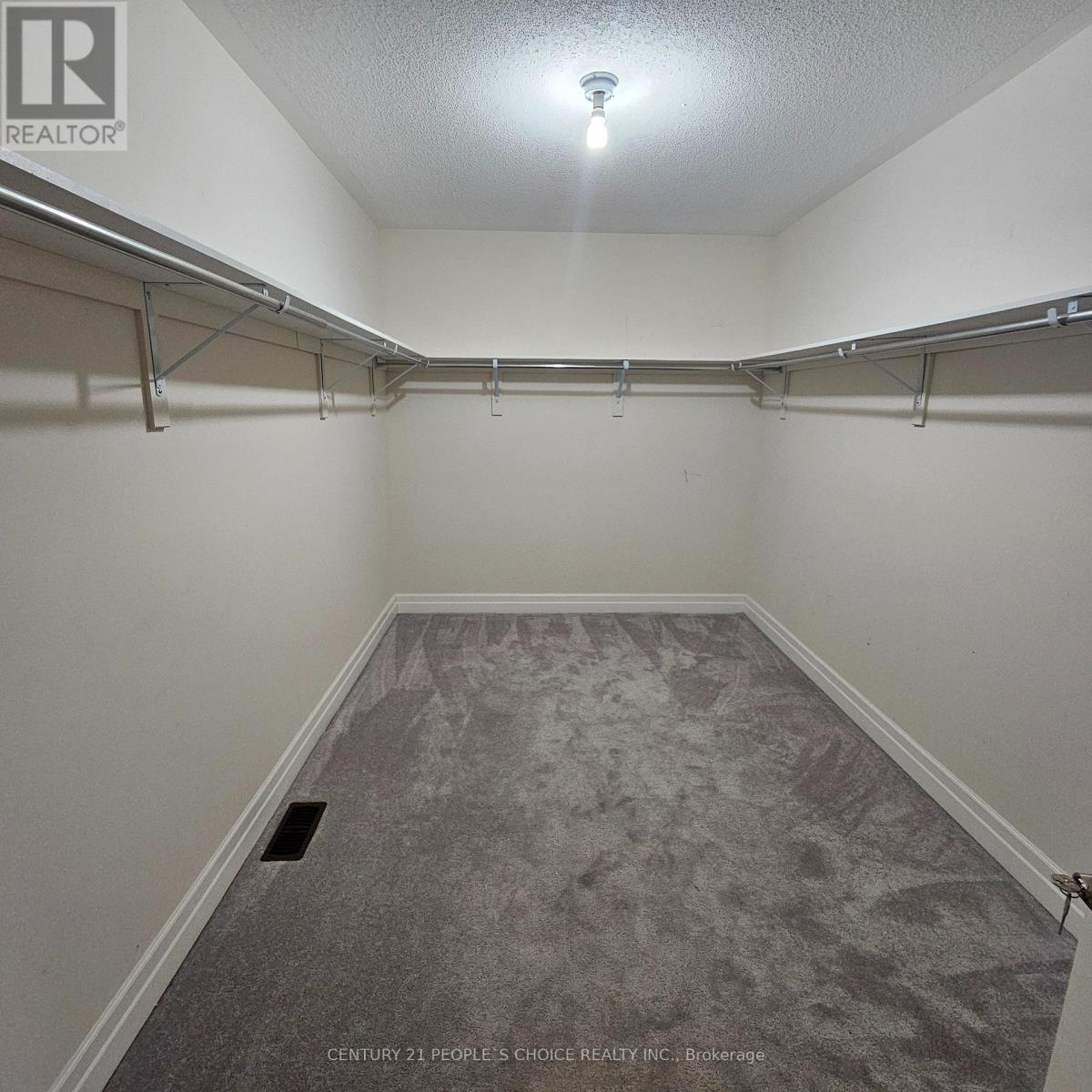 488 Greenwood Drive, Essa (Angus), Ontario  L0M 1B6 - Photo 21 - N12940312