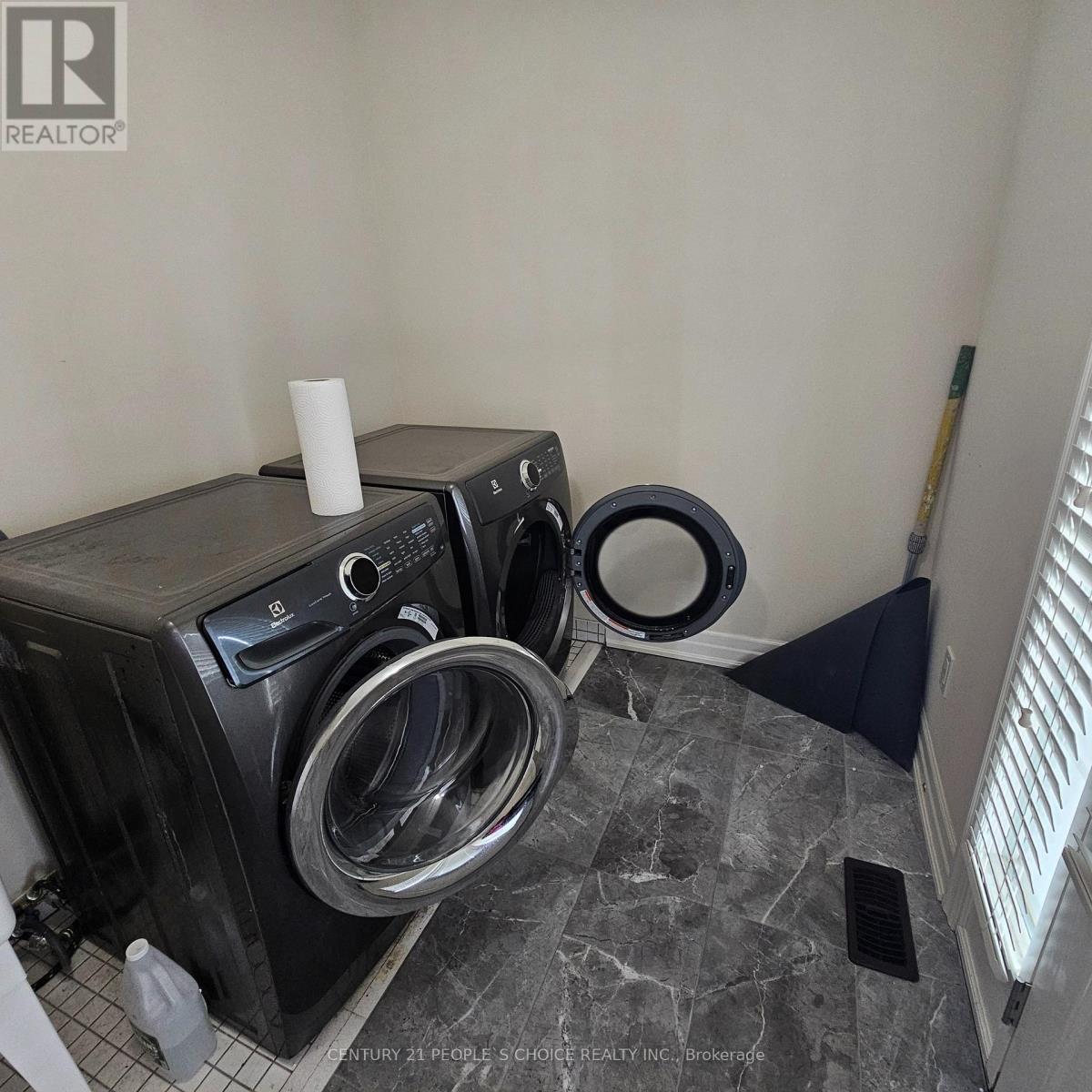 488 Greenwood Drive, Essa (Angus), Ontario  L0M 1B6 - Photo 24 - N12940312