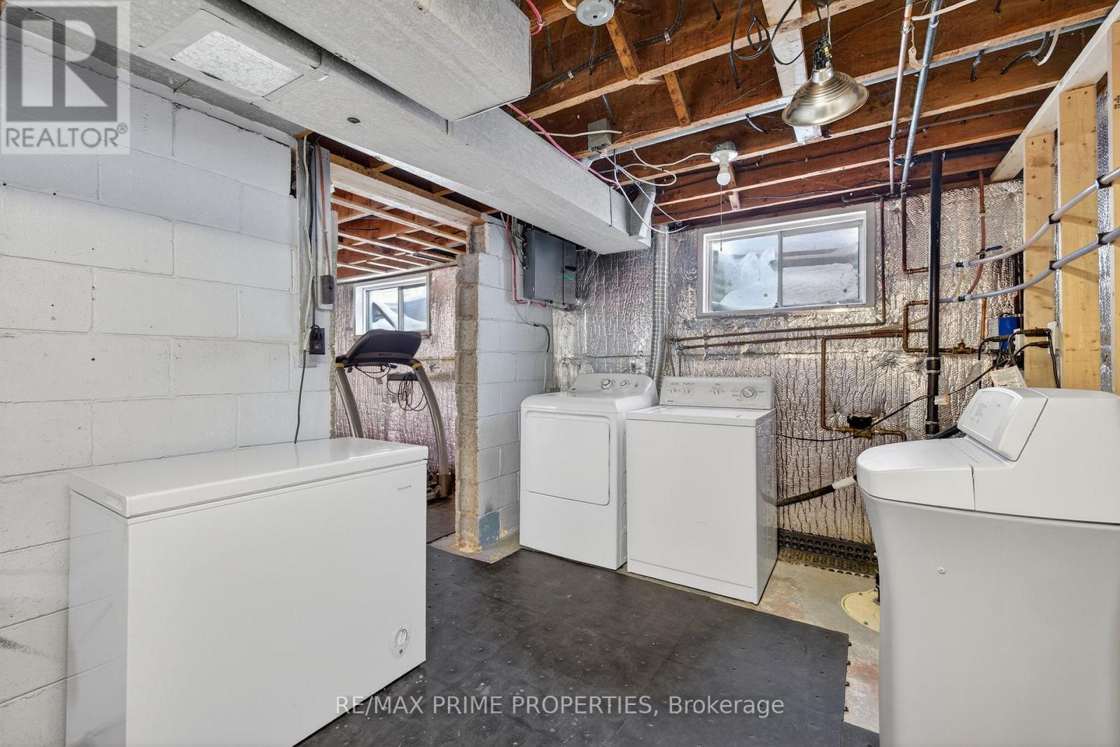 18979 Centre Street, East Gwillimbury, Ontario  L0G 1M0 - Photo 24 - N12940336