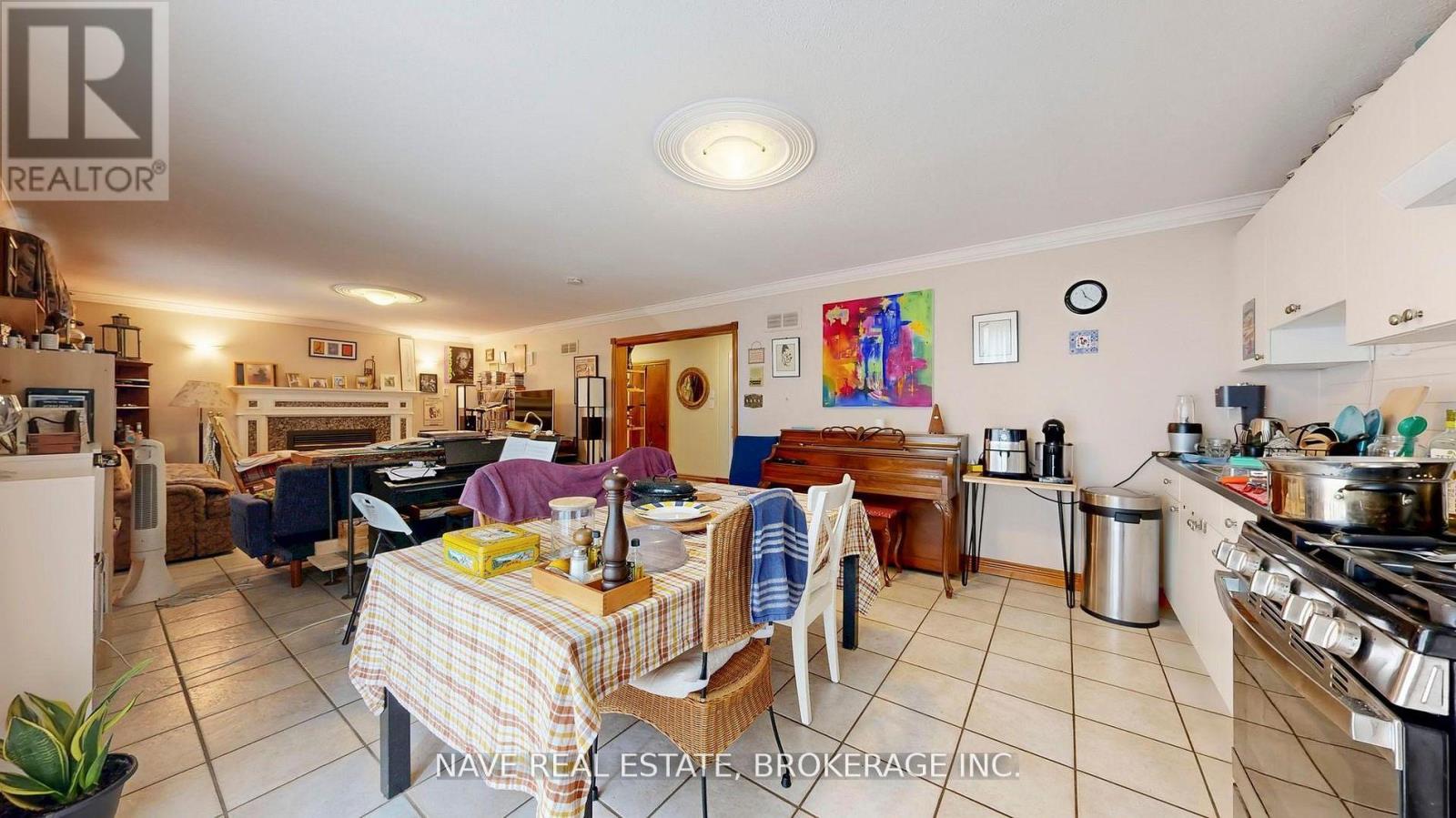 9747 Bathurst Street, Richmond Hill, Ontario  L4C 3X5 - Photo 20 - N12940342