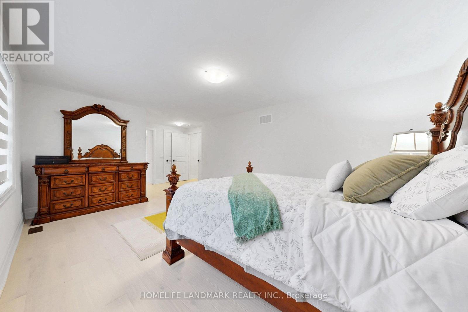 158 Walter English Drive, East Gwillimbury, Ontario  L9N 0Y8 - Photo 45 - N12940354