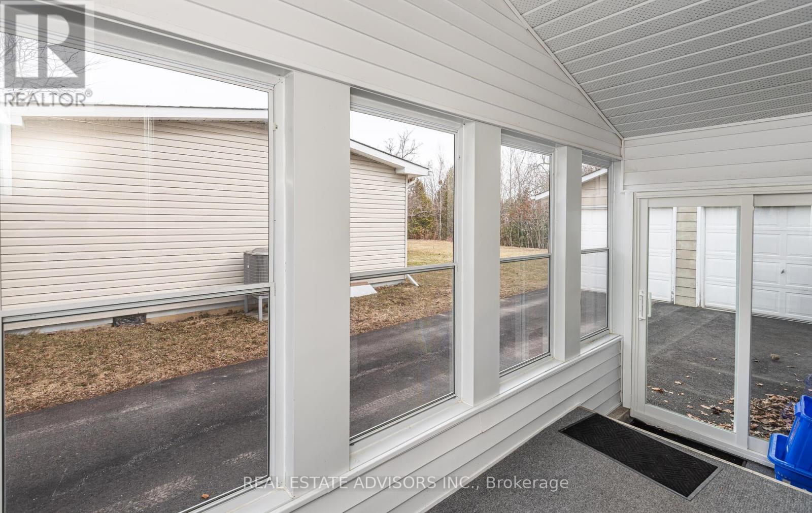 50 Juno Crescent, Georgina, Ontario  L0E 1R0 - Photo 21 - N12940478